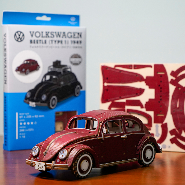 Wooden Art wa-gu-mi  Vintage Volkswagen Beetle (Type 1) 1949 Red