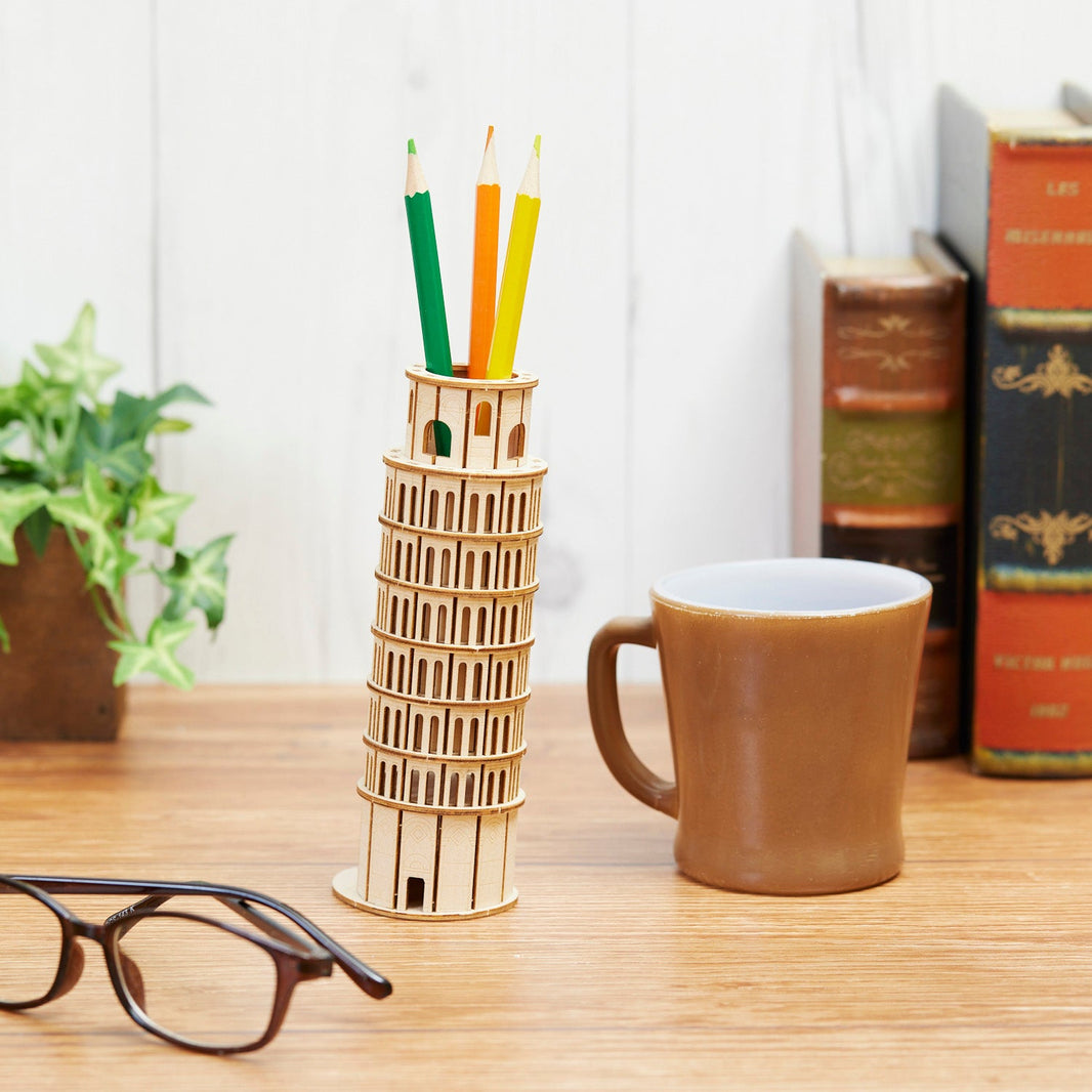 Wooden Art wa-gu-mi Leaning Tower of Pisa Pen Stand