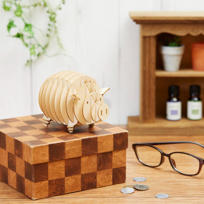 Wooden Art wa-gu-mi Piggy Bank