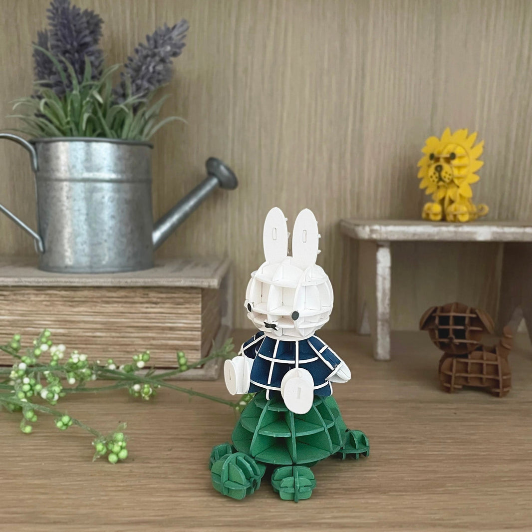Paper Art si-gu-mi PLUS Dick Bruna Sitting Miffy