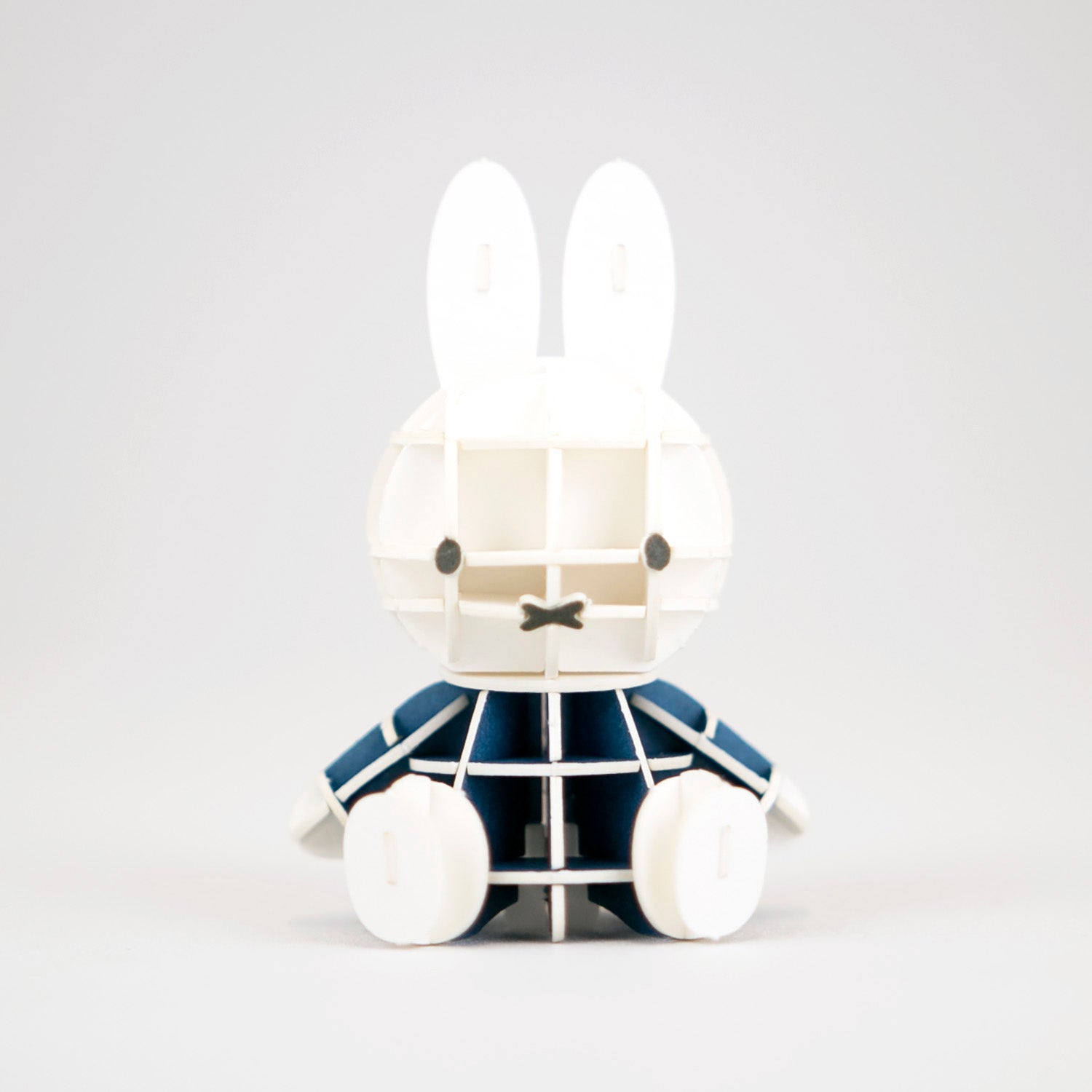 Paper Art si-gu-mi PLUS Dick Bruna Sitting Miffy – Azone TAKUMI Canada