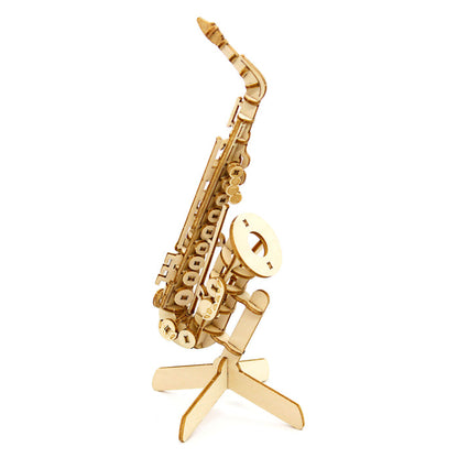 Wooden Art wa-gu-mi Saxophone Pen Stand