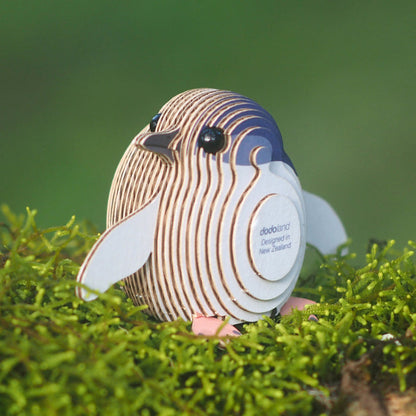 EUGY 17 Penguin