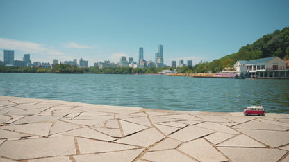 Wooden Art wa-gu-mi Vintage Volkswagen Type 2 (T1) Camper Van Green